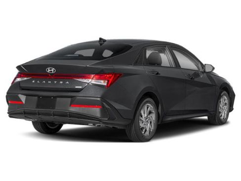 Certified 2026 Hyundai Elantra Hybrid FWD image 2