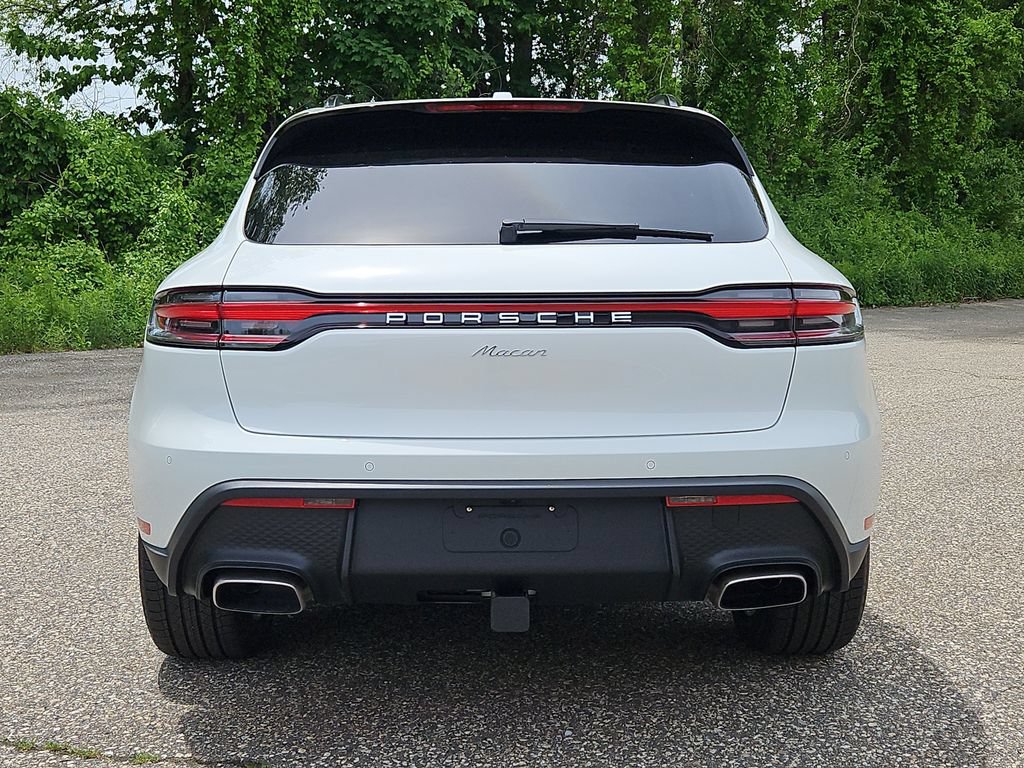 Certified 2026 Porsche Macan AWD/4WD image 6