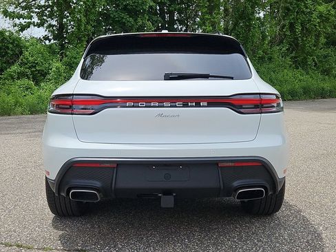 Certified 2026 Porsche Macan AWD/4WD image 6