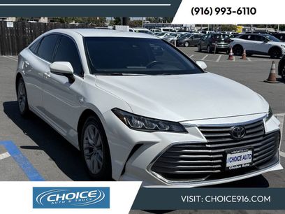 Used 2019 Toyota Avalon XLE w/ Carpet Mat Package