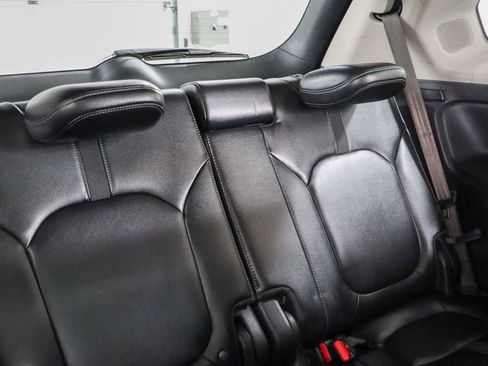 Used 2023 Honda Pilot Touring image 30