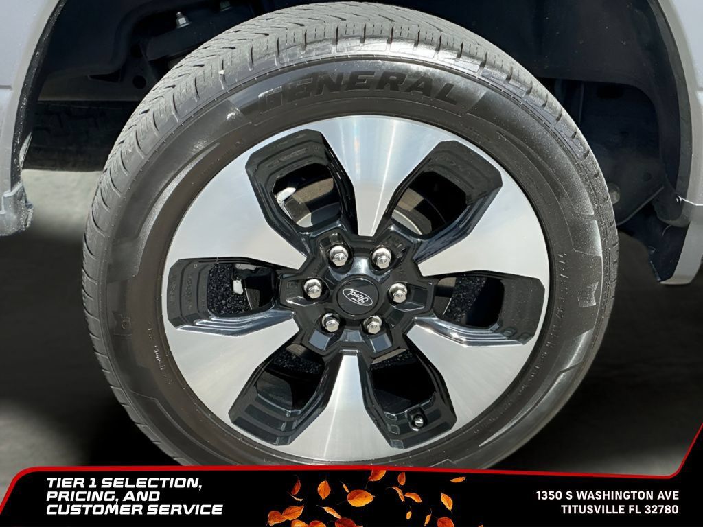 Used 2023 Ford F150 Lightning Platinum AWD/4WD image 40