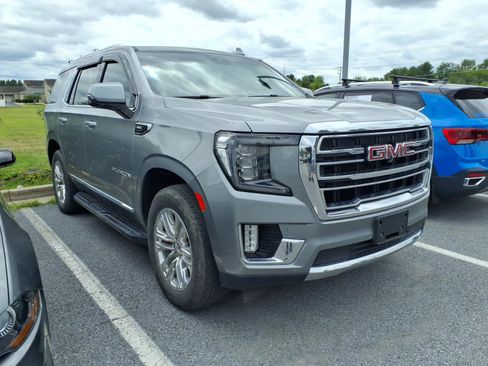 Used 2024 GMC Yukon SLT w/ SLT Luxury Package AWD/4WD image 1