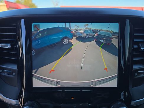 Used 2022 RAM 1500 Big Horn image 17