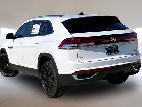 New 2026 Volkswagen Atlas Cross Sport SE AWD/4WD image 3