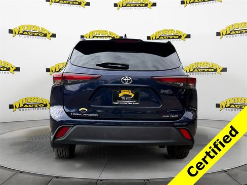 Used 2024 Toyota Highlander XLE image 4