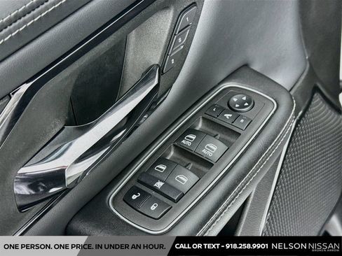 Used 2023 RAM 1500 Limited w/ Body Color Bumper Group AWD/4WD image 18