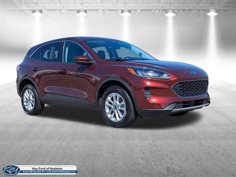 Used 2021 Ford Escape SE AWD/4WD image 1