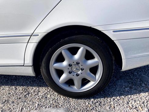 Used 2003 Mercedes-Benz C 240 Sedan image 17