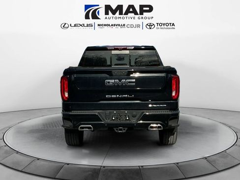 Used 2023 GMC Sierra 1500 Denali Ultimate image 4