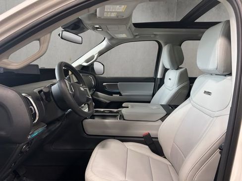 New 2027 Ford Expedition Platinum AWD/4WD image 7