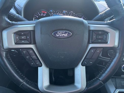 Used 2022 Ford F350 Lariat w/ Lariat Ultimate Package AWD/4WD image 10