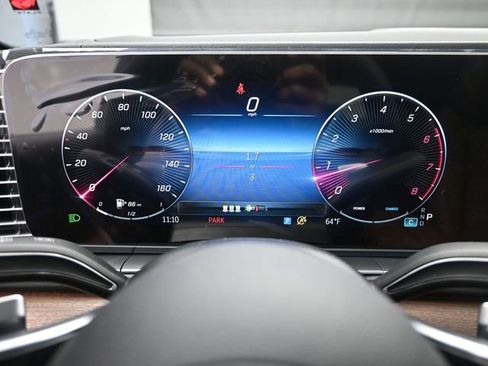 New 2026 Mercedes-Benz GLE 450 4MATIC Coupe image 10