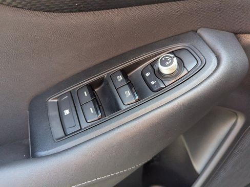 Used 2023 Subaru Outback Premium AWD/4WD image 10