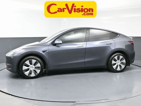 Used 2021 Tesla Model Y Long Range image 5
