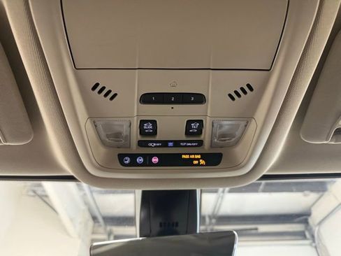 Certified 2023 GMC Acadia Denali w/ Denali Ultimate Package image 23