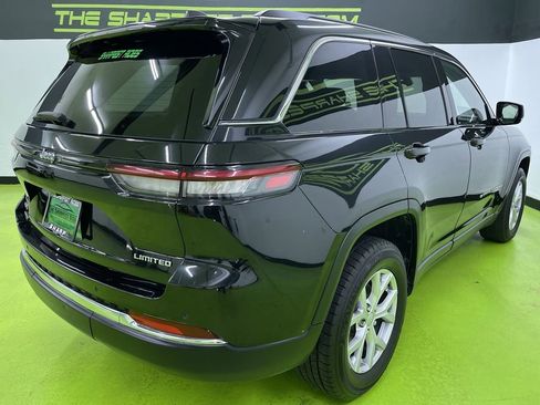 Used 2022 Jeep Grand Cherokee Limited image 10