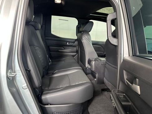 Used 2025 Toyota Tacoma TRD Off-Road image 27