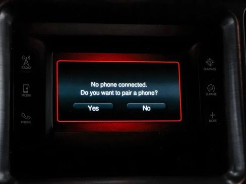 Used 2017 Dodge Challenger R/T RWD image 34