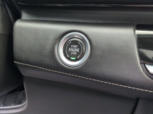 Used 2021 Cadillac Escalade Sport Platinum image 19