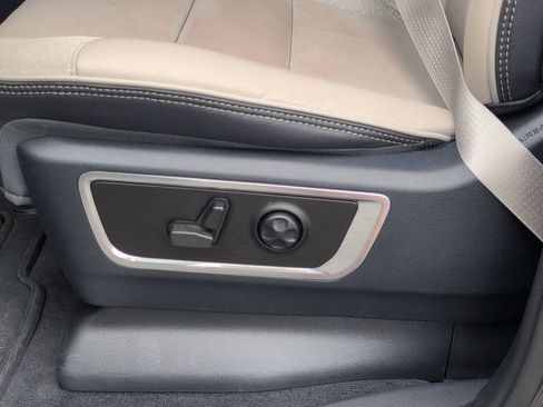 Used 2023 RAM 1500 Limited RWD image 16