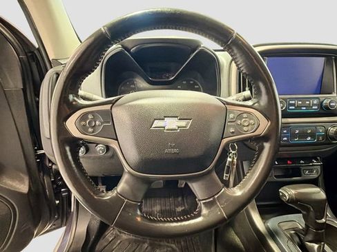 Used 2018 Chevrolet Colorado Z71 w/ Centennial Edition image 11