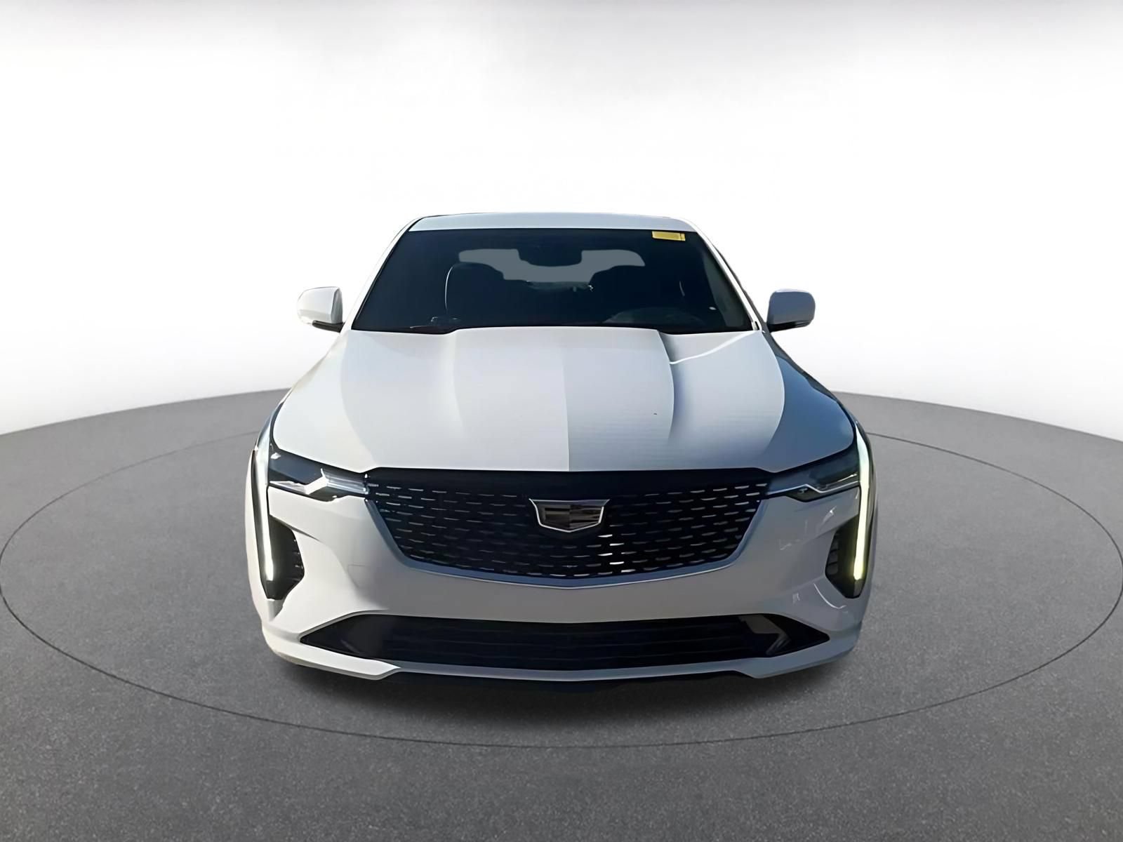Used 2026 Cadillac CT4 Luxury RWD image 4