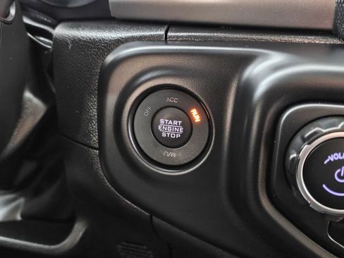 Used 2022 Jeep Wrangler Unlimited Sport AWD/4WD image 28