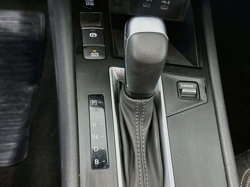 Used 2025 Nissan Kicks SV FWD image 24