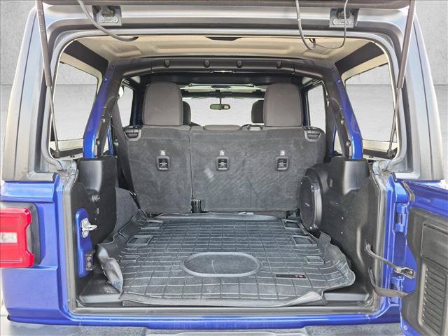 Used 2018 Jeep Wrangler Unlimited Sport S AWD/4WD image 6