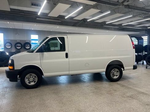 New 2026 Chevrolet Express 2500 w/ Driver Convenience Package RWD image 10