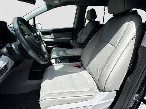 Used 2022 Honda Odyssey Elite image 19
