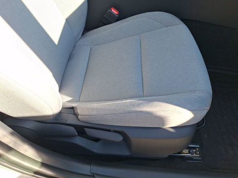 Used 2025 Toyota Camry LE image 34