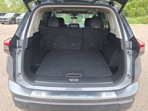 Certified 2024 Nissan Rogue SV w/ SV Premium Package FWD image 24