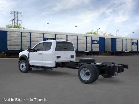New 2026 Ford F450 XL w/ XL Chrome Package image 4
