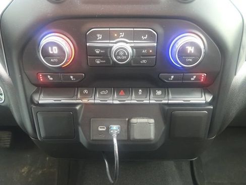 Used 2019 Chevrolet Silverado 1500 LT w/ All-Star Edition AWD/4WD image 27