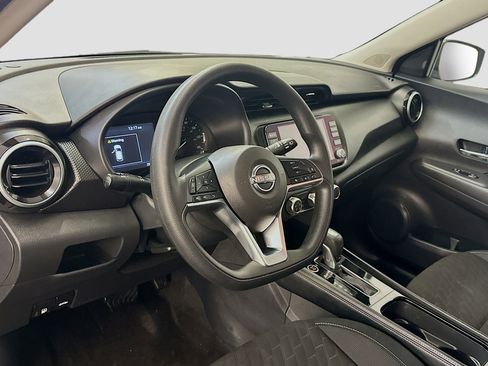 Used 2024 Nissan Kicks SV FWD image 18