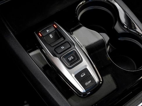 Used 2018 Honda Pilot Elite image 24