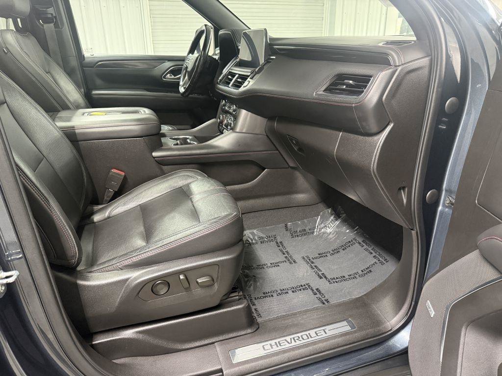 Used 2021 Chevrolet Suburban RST AWD/4WD image 36