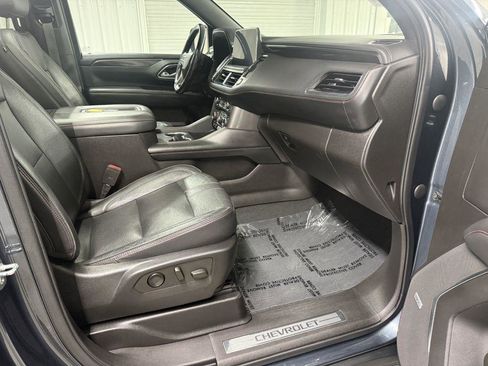 Used 2021 Chevrolet Suburban RST AWD/4WD image 36