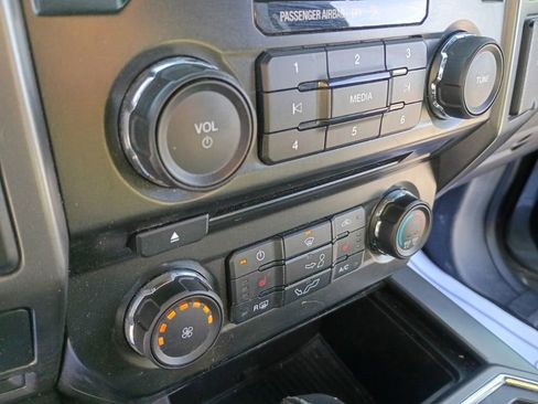 Used 2017 Ford F150 XLT w/ Equipment Group 302A Luxury image 32