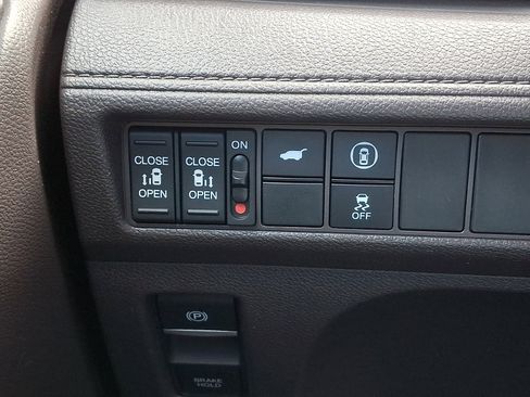 Used 2021 Honda Odyssey EX-L image 28