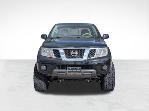 Used 2021 Nissan Frontier SV AWD/4WD image 4