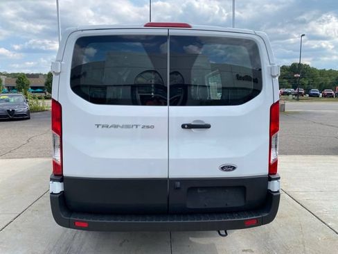 Used 2025 Ford Transit 250 Low Roof w/ Exterior Upgrade Package RWD image 4