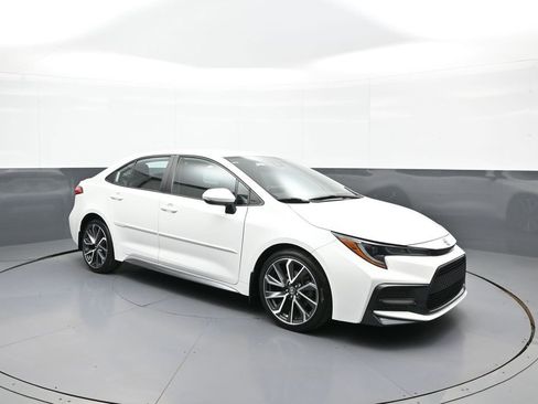 Certified 2020 Toyota Corolla SE image 4