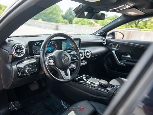 Used 2020 Mercedes-Benz CLA 250 4MATIC image 13