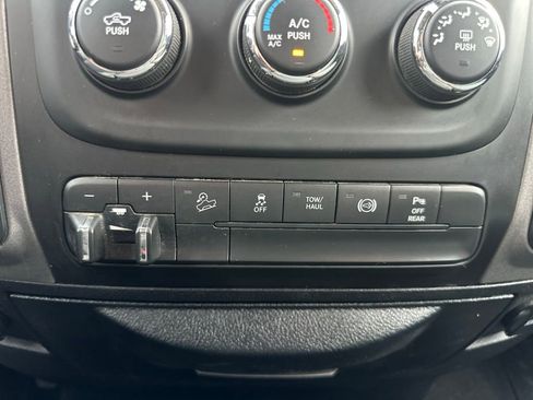 Used 2018 RAM 2500 Tradesman w/ Chrome Appearance Group image 20