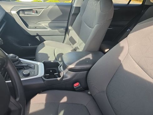 Used 2024 Toyota RAV4 XLE image 23