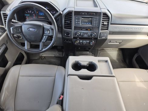 Used 2019 Ford F250 XL w/ Power Equipment Group RWD image 11