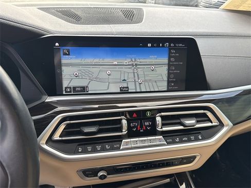 Used 2021 BMW X5 xDrive45e w/ Premium Package image 18